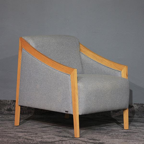 Camden Chair CAM01