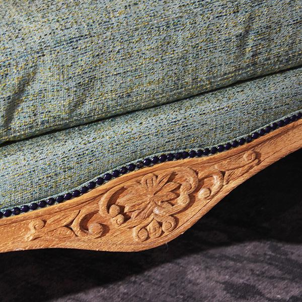 Canopy Sofa CAN01
